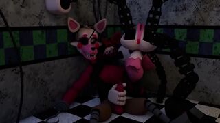 mangle finds foxy alone and horny