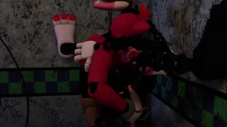 mangle finds foxy alone and horny