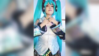 Hatsune Miku cosplay hentai