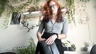futa boss lets you suck her dick in a box - full video on Veggiebabyy Manyvids