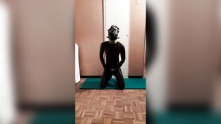 Transgirl with 3 Breathplay masks jerks off in Full Latex Suit
