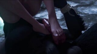 Kunoichi has sex with a werewolf