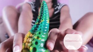 Best ebony feet gives a tentacle footjob